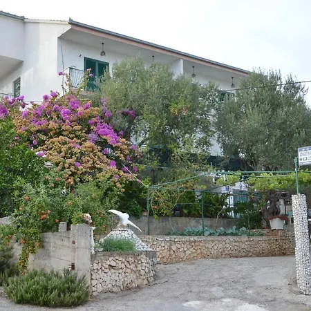 Apartments By The Sea Poljica, Trogir - 12653 *