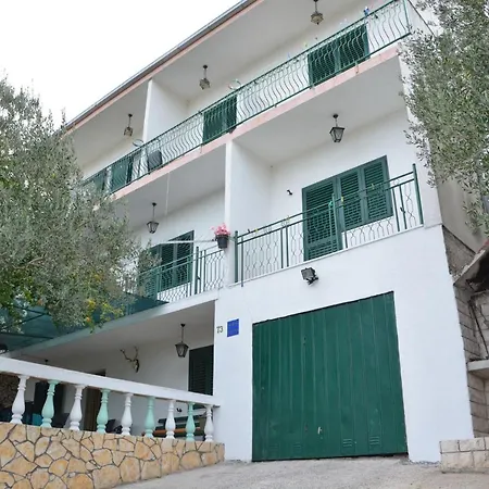 Apartments By The Sea Poljica, Trogir - 12653 Apartment Marina