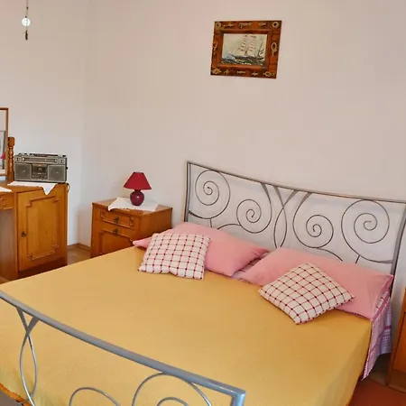 Apartments By The Sea Poljica, Trogir - 12653
